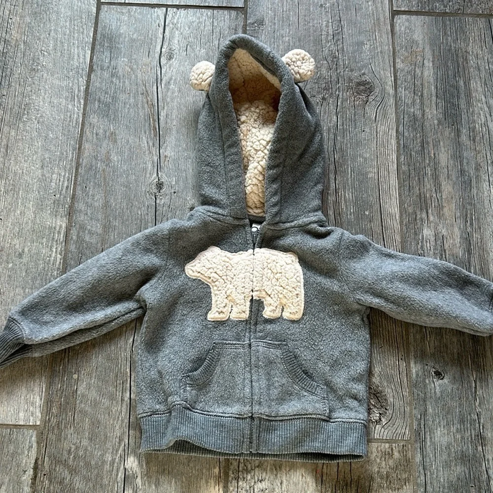 Carter’s baby boys fleece bear sweater hoodie zip up size 9 months